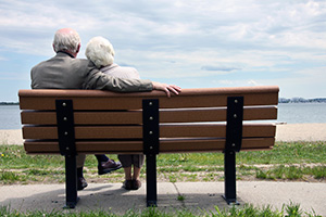 couple-bench